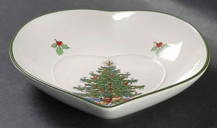 Christmas Tree (Narrow Green Band) Heart Shaped Dish by Cuthbertson-1