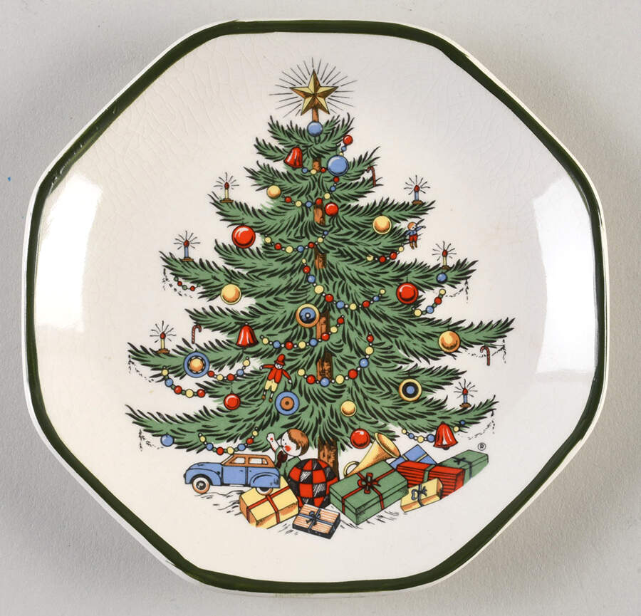 Christmas Tree (Wide Green Band) 4" Octagonal Nut Dish by Cuthbertson-1