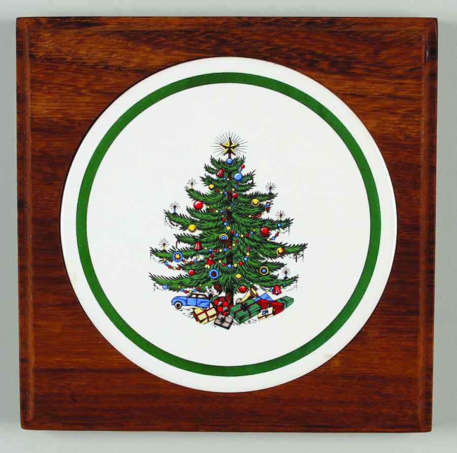 Christmas Tree (Wide Green Band) Cheese & Cracker Board by Cuthbertson-1