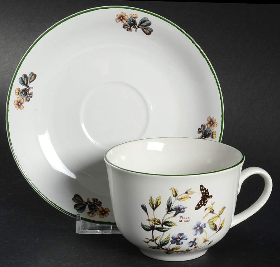 Florabunda (Smooth, Round) Flat Cup & Saucer Set by Cuthbertson-1