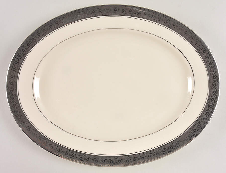 Le'Galon D'Blanc 13" Oval Serving Platter by Colony House-1