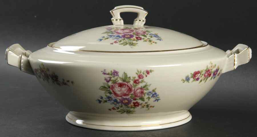 23458 Round Covered Vegetable by Czechia-Czechoslovakia-1