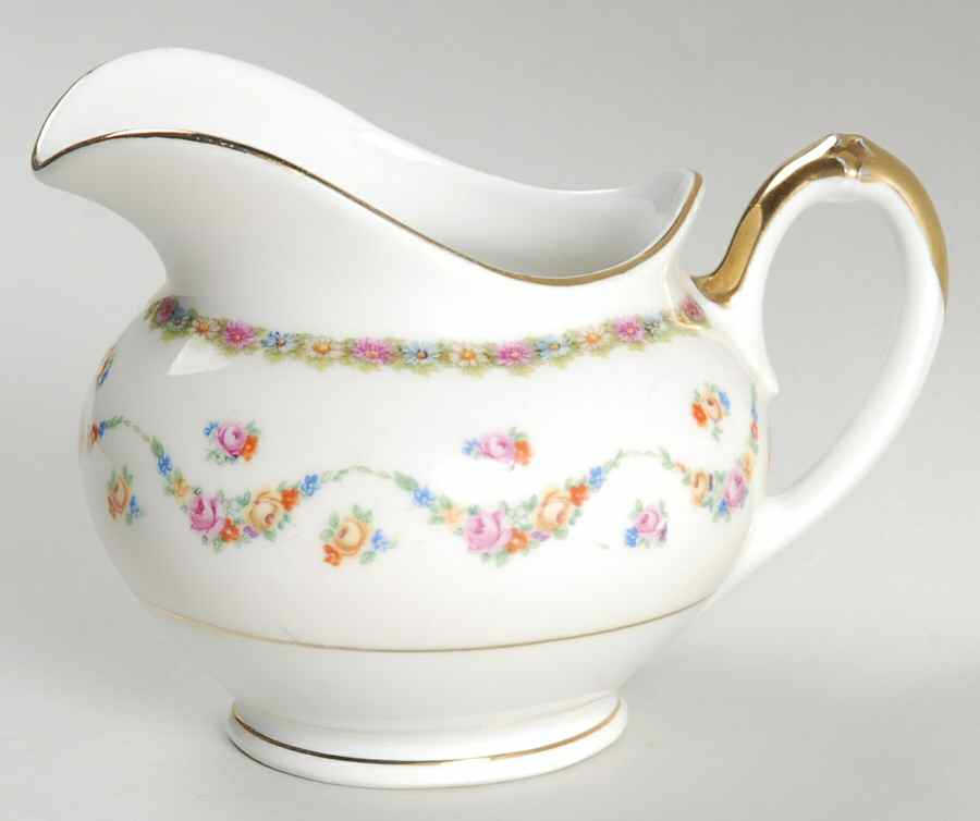 CZE1 Creamer by Czechia-Czechoslovakia-1