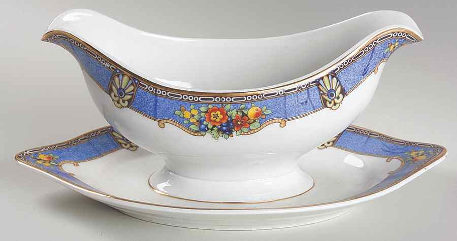 Dorchester Gravy Boat with Attached Underplate by Czechia-Czechoslovakia-1