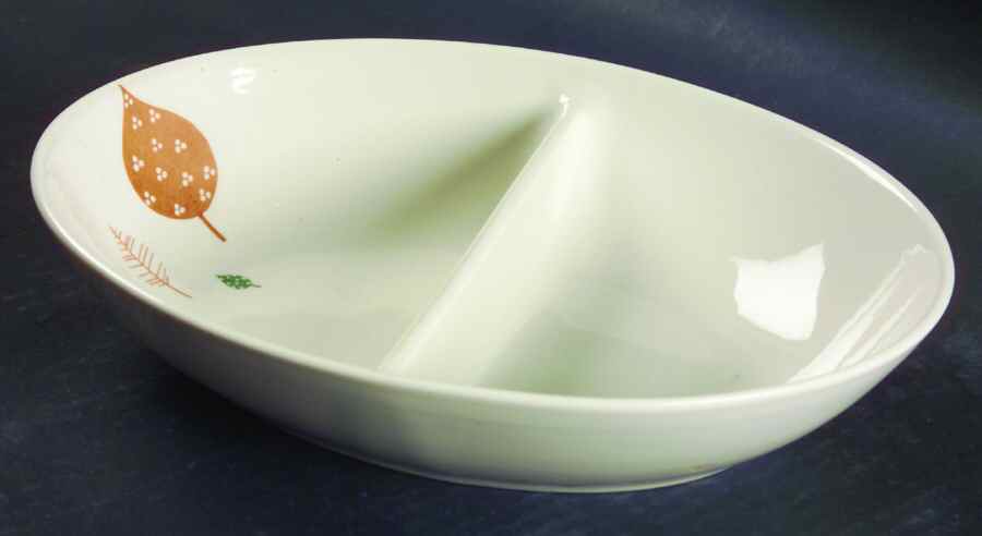 Monte Carlo 9" Oval Divided Vegetable Bowl by Caribe-1