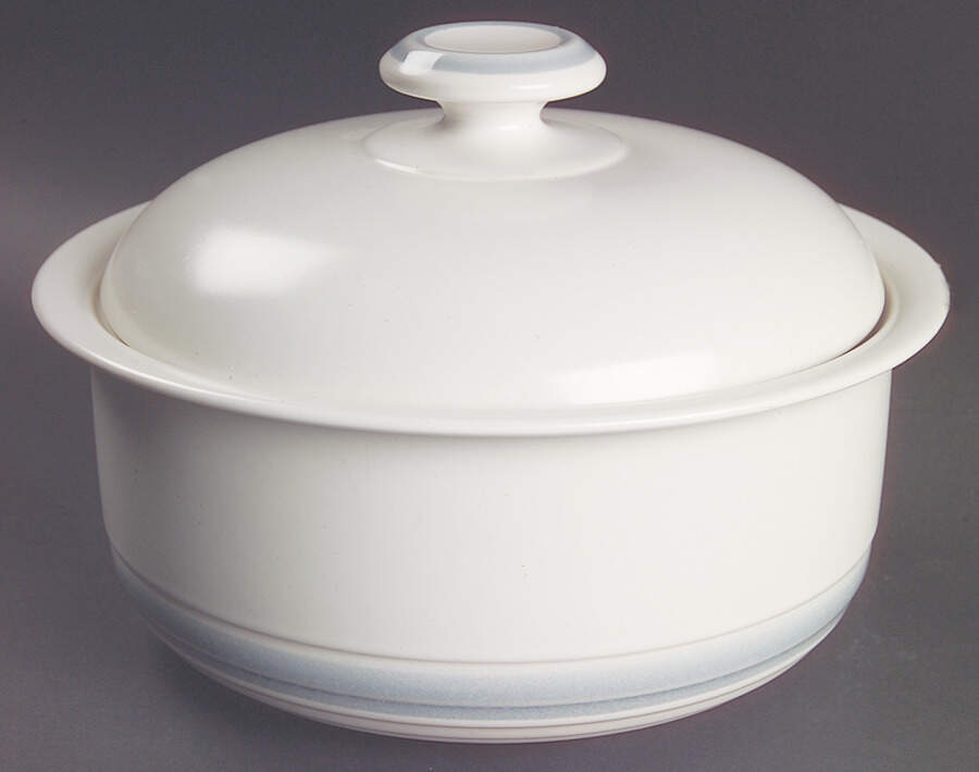 Birchglen 2 Qt Round Covered Casserole by Country Glen-1