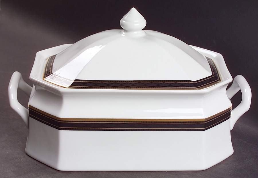 Black Dress 2 Quart Oval Covered Casserole by Christopher Stuart-1