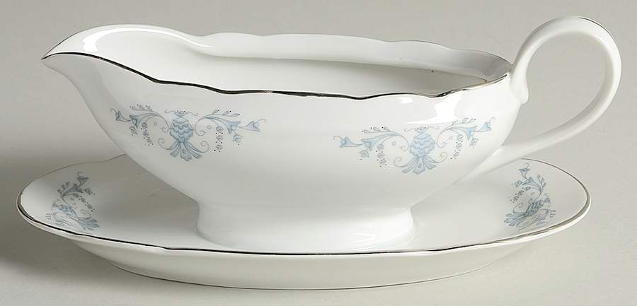 Regency Gravy Boat with Attached Underplate by Cmielow (Poland)-1
