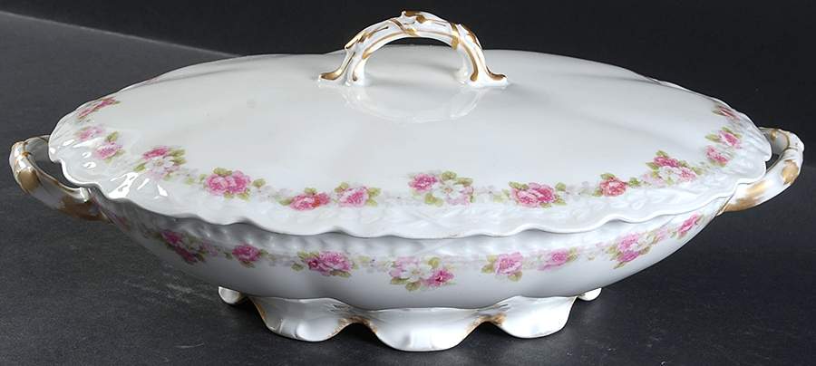 CHF324 Oval Covered Vegetable by Charles Field Haviland-1