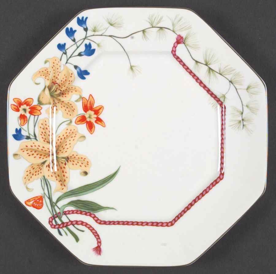 Flores Dinner Plate by Lynn Chase-1