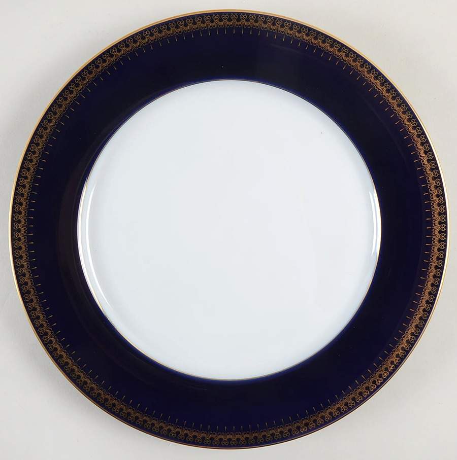 Romanov Dinner Plate by Christineholm-1