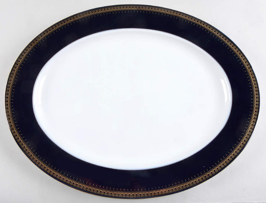 Romanov 16" Oval Serving Platter by Christineholm-1