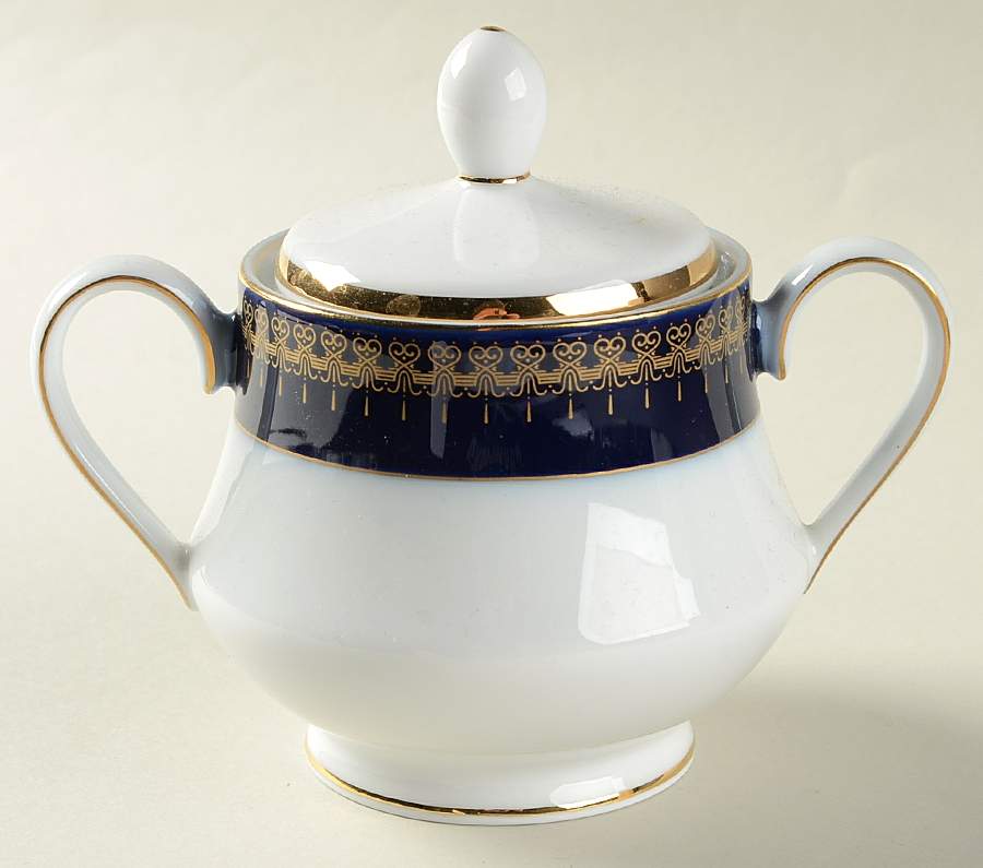 Romanov Sugar Bowl & Lid by Christineholm-1
