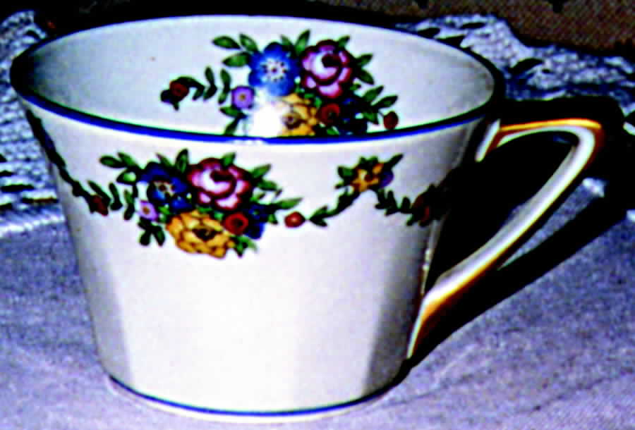 CHF340 Flat Cup by Charles Field Haviland-1
