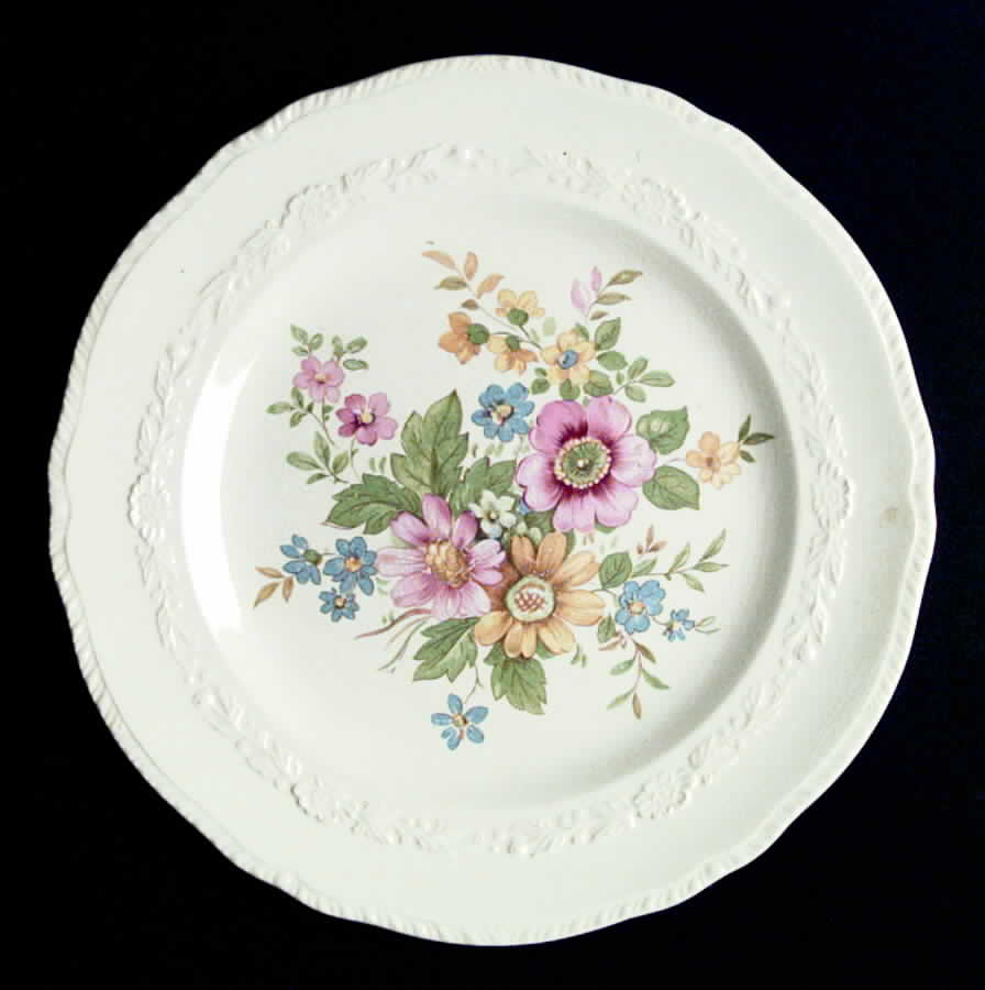 CRP43 Dinner Plate by Crown Potteries-1