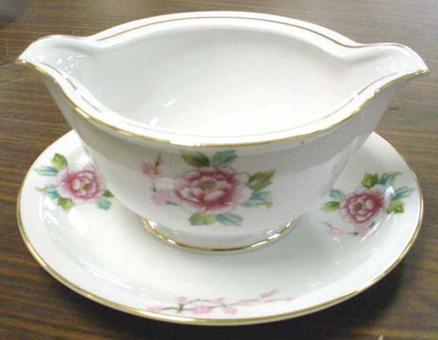 Yorktown Gravy Boat with Attached Underplate by Celebrate-1