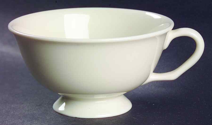 C27 Footed Cup by Castleton (USA)-1