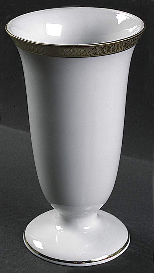 Pure Gold 8" Vase by Centurion-1