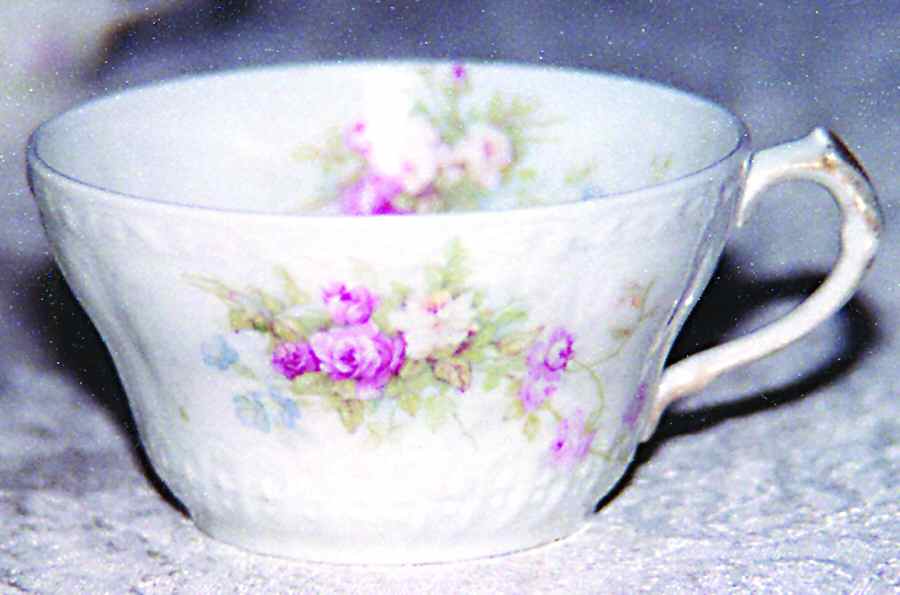 CHF363 Flat Cup by Charles Field Haviland-1