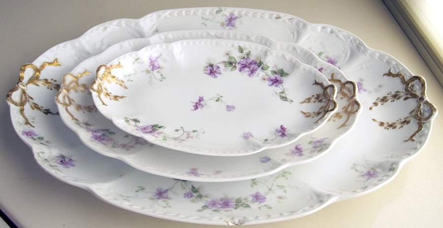 CHF369 11" Oval Serving Platter by Charles Field Haviland-1