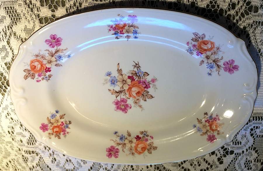 CHZ10 14" Oval Serving Platter by Chodziez-Poland-1