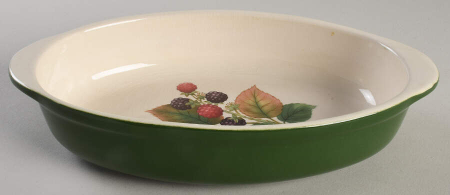 Country Fruits 9" Oval Baker by Cloverleaf (England)-1