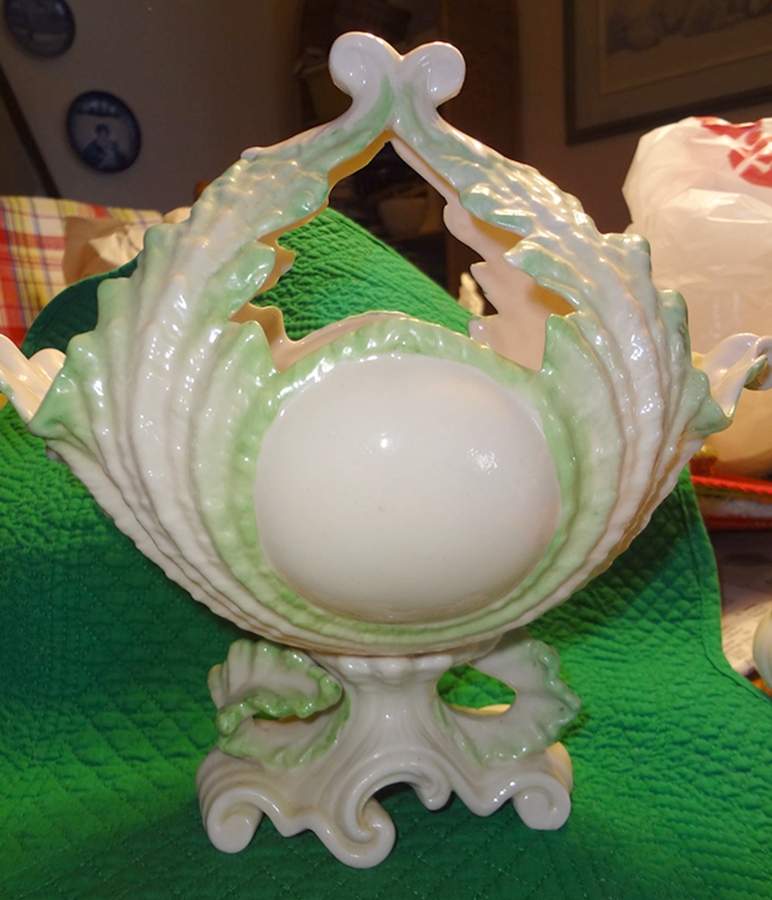 Vases Victoria Basket Vase by Belleek Pottery (Ireland)-1