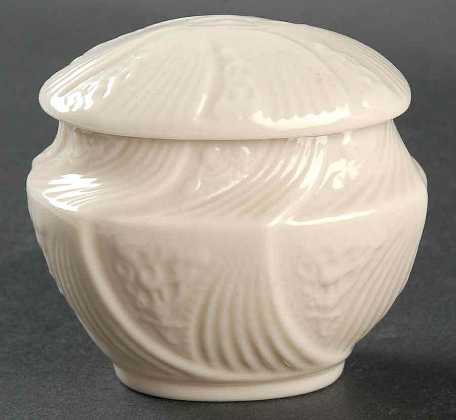 Trinket Boxes Celtic Trinket Box & Lid by Belleek Pottery (Ireland)-1