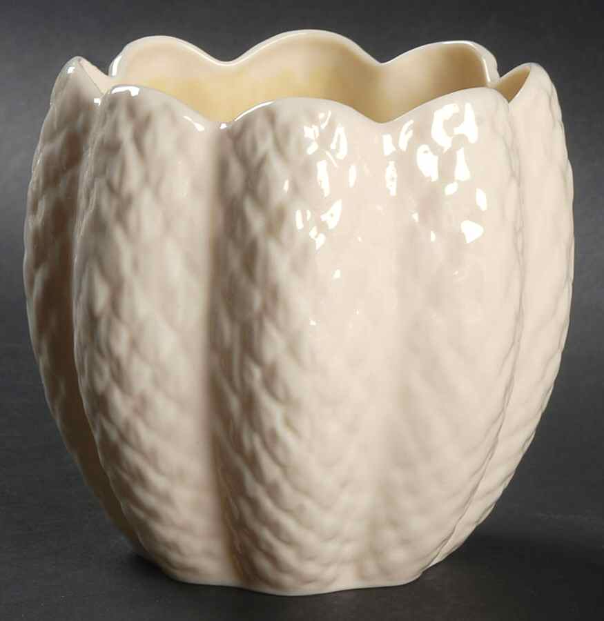 Flower Pot Cone Flower Pot by Belleek Pottery (Ireland)-1