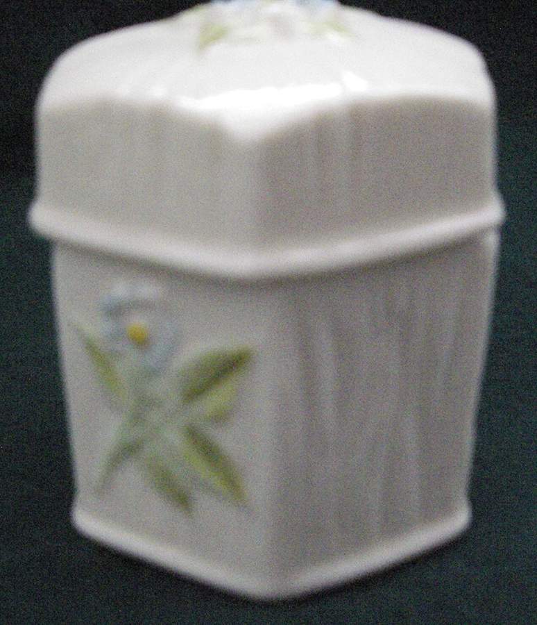 Trinket Boxes Hexagonal Trinket Box & Lid by Belleek Pottery (Ireland)-1