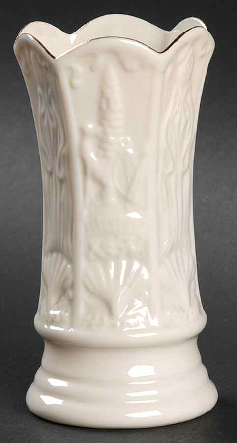 Vases Rouind Tower Spill Vase by Belleek Pottery (Ireland)-1