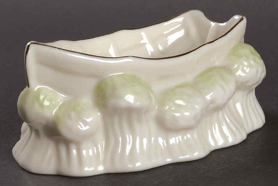 Smoking Accessories Boat Shape Ashtray by Belleek Pottery (Ireland)-1