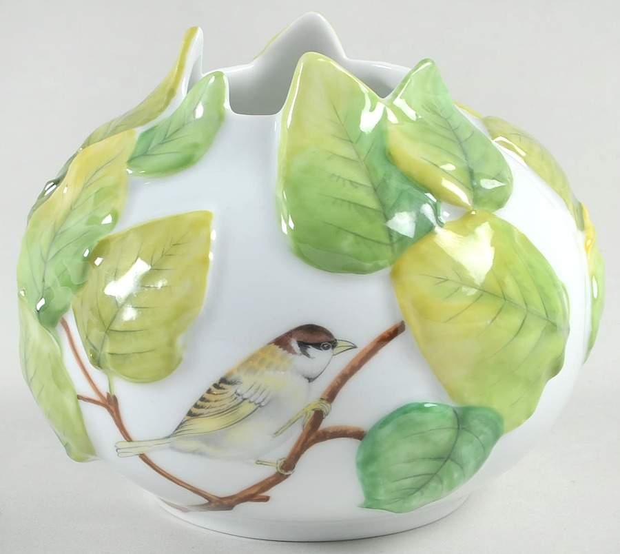 Giftware 4" Sculptured Songbird Vase by Herend-1