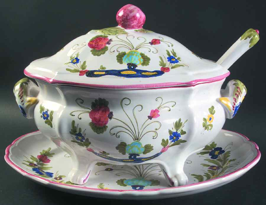 CAG3 Tureen & Lid w/Ladle & Underplate by Cantagalli-1
