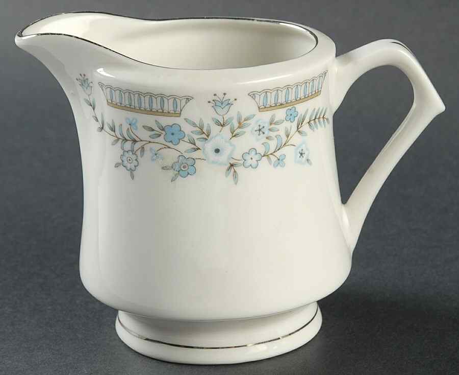 CX877 Gold Trim Creamer by China (Made in China)-1