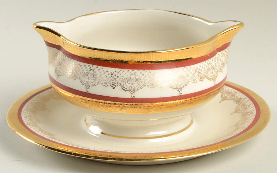 CYD1 Gravy Boat with Attached Underplate by Croydon-1