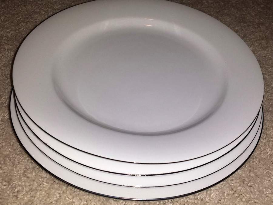 YSH3 Dinner Plate by Yong Sheng Porcelain-1