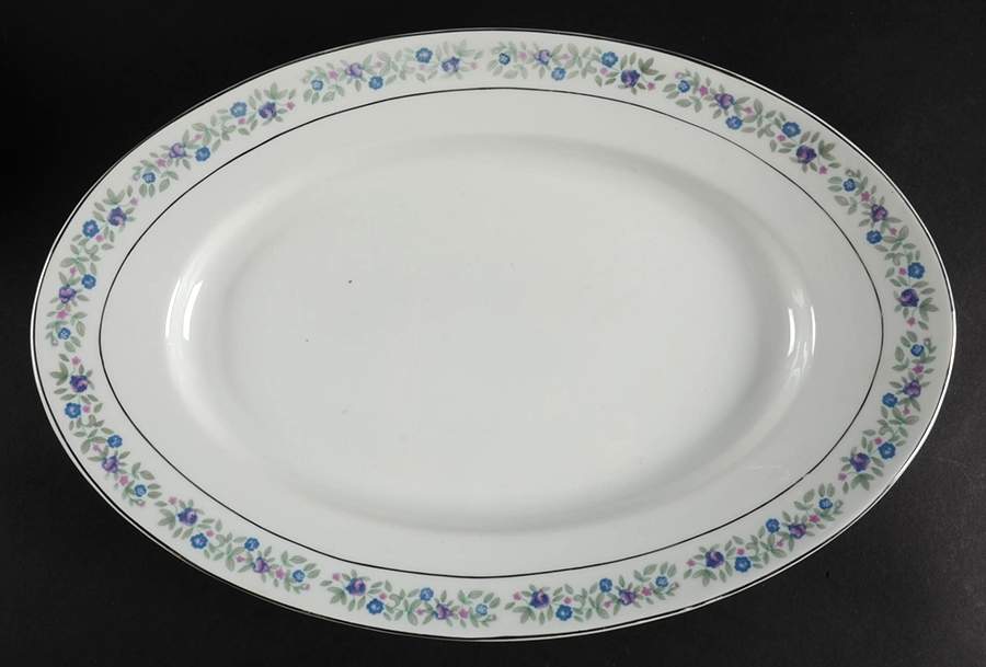 Manigue 13" Oval Serving Platter by Cmielow (Poland)-1