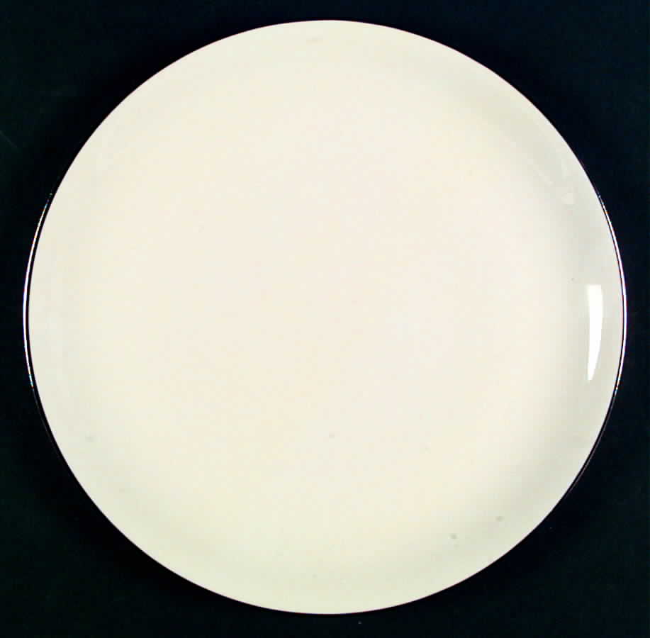 Classique Dinner Plate by Cathedral-1