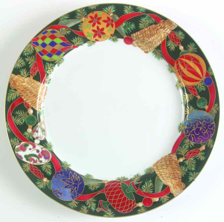 Classic Wreath (Black Band) Service Plate (Charger) by Christopher Radko-1