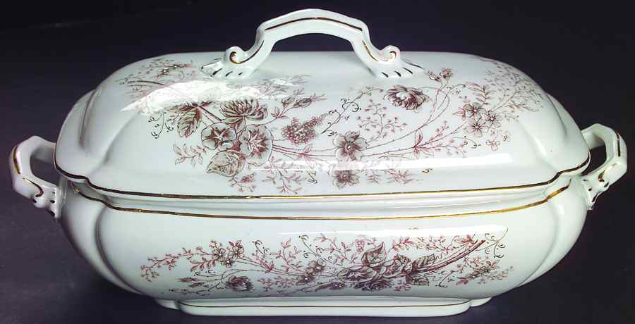 CAR46 Rectangular Covered Vegetable by Carlsbad-1