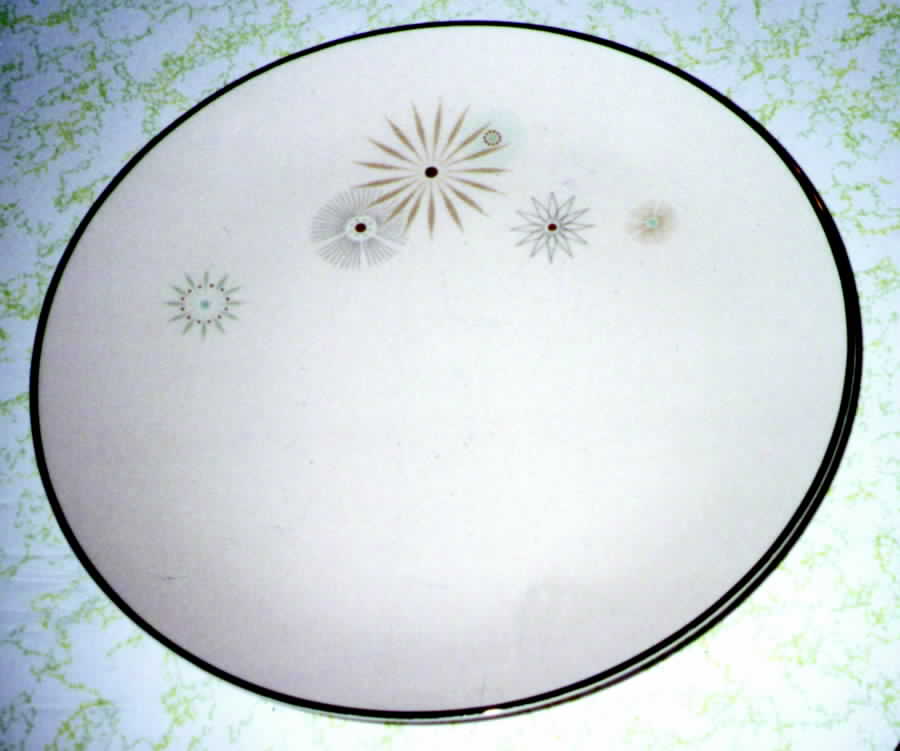 Crescendo Dinner Plate by Carillon-1