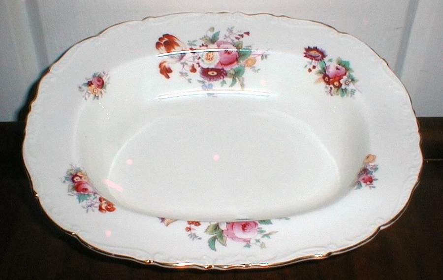9898 9" Oval Vegetable Bowl by Coalport-1
