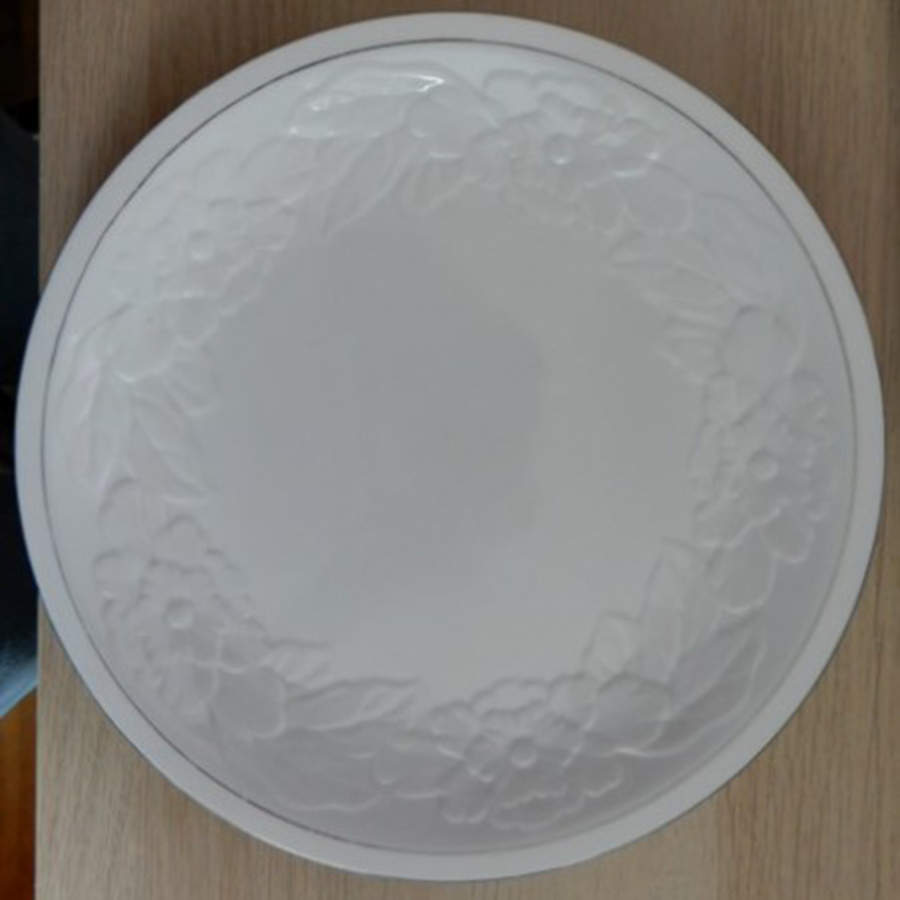UP111 Dinner Plate by Universal Porcelain Company-1