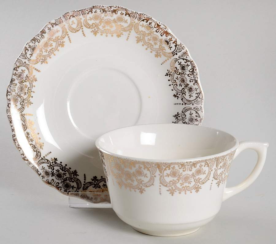 Goldette Flat Cup & Saucer Set by Canonsburg-1