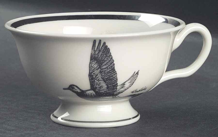 Wild Game Birds Footed Cup by Castleton (USA)-1