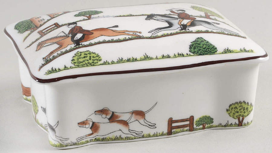 Hunting Scene Cigarette Box & Lid by Coalport-1