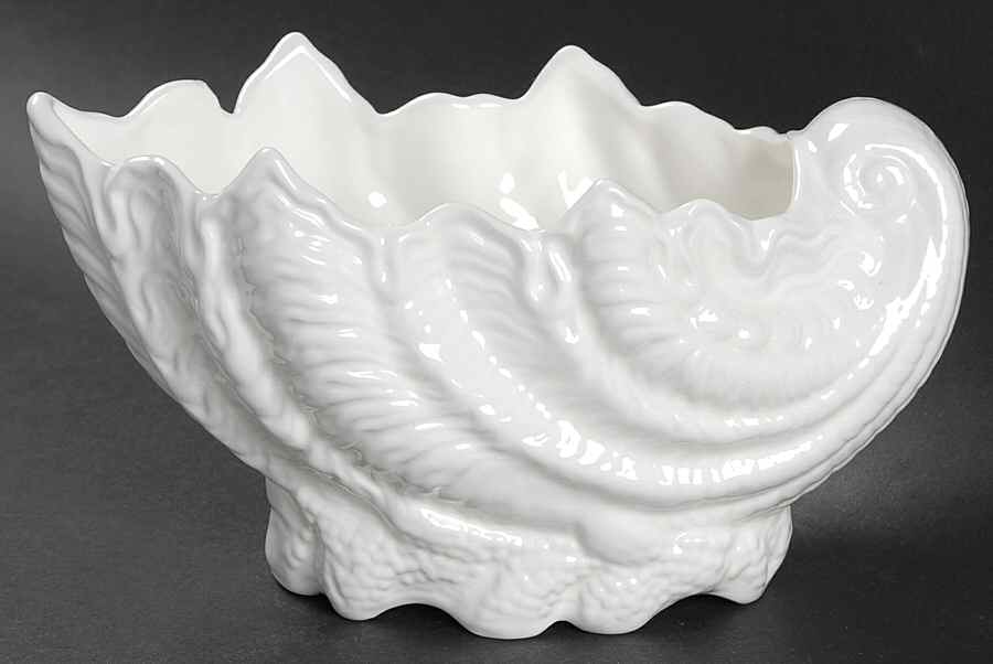 Countryware Large Shell Shape Sweet Dish by Coalport-1