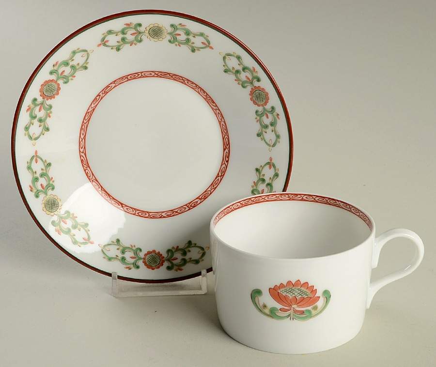 Clivia Flat Cup & Saucer Set by Jean Louis Coquet-1