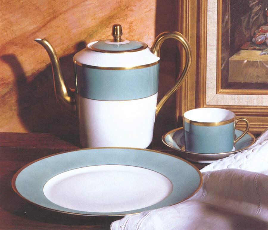 Arc En Ciel Gray (Gris Souris) Coffee Pot & Lid by Charles Field Haviland-1